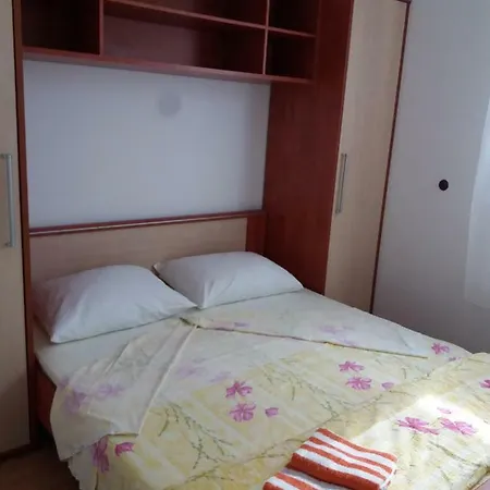 Apartment Huljev Primošten