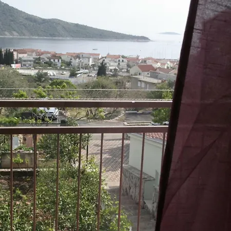 Huljev Apartment *